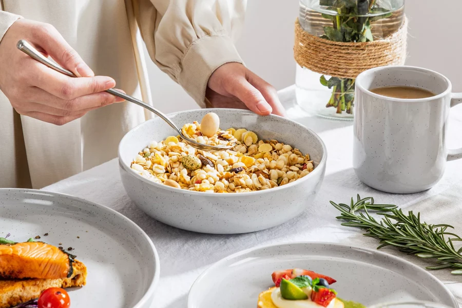 16-Piece Dinnerware Set