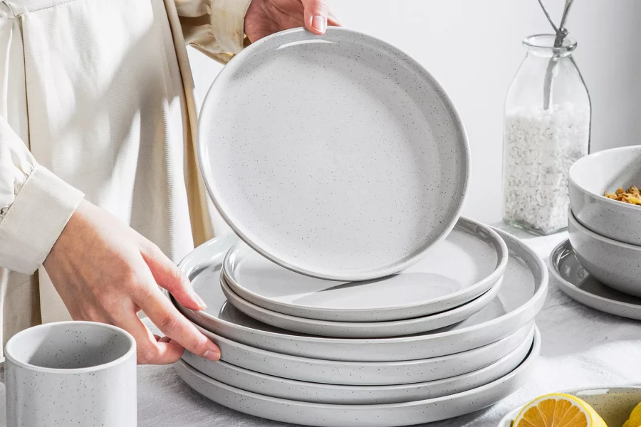 16-Piece Dinnerware Set